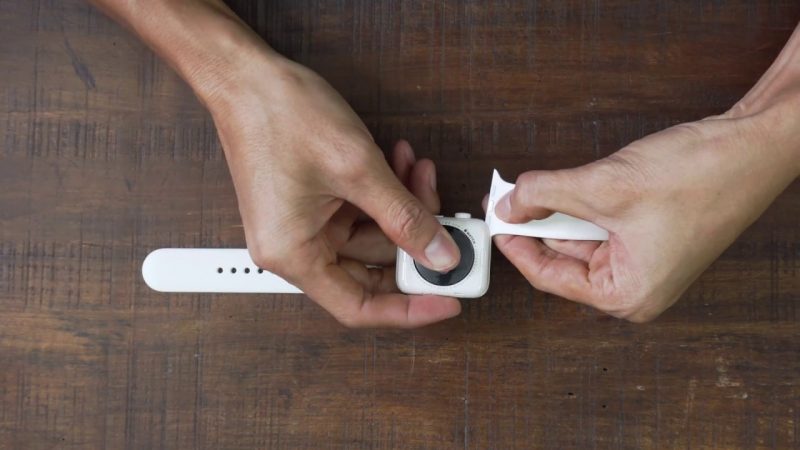 Thay dây cho Apple Watch dễ hơn bạn nghĩ rất nhiều đấy